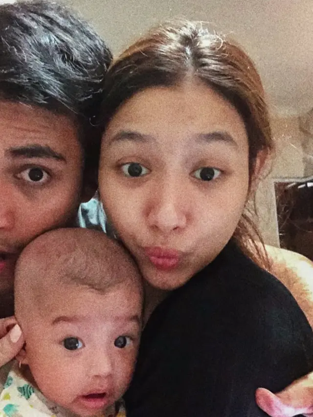 Berusia 6 Bulan, Ini 6 Potret Buah Hati Adzana Bing Slamet dan Rizky Alatas