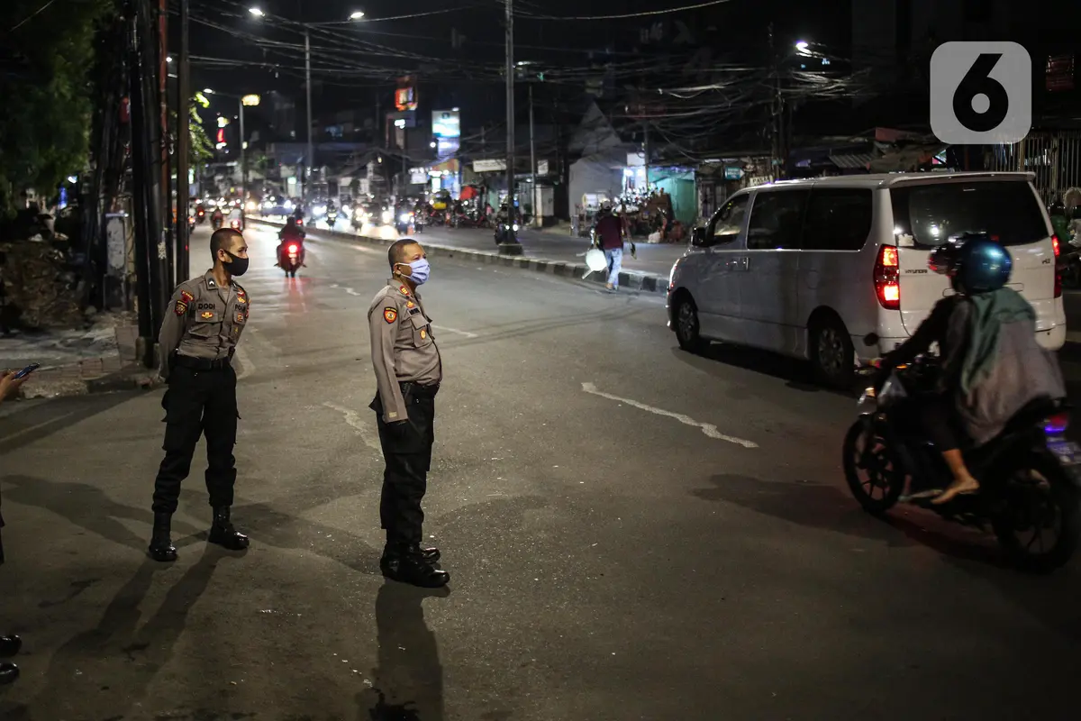 FOTO: Jalan KH Mas Mansyur Sepi dari Takbir Keliling