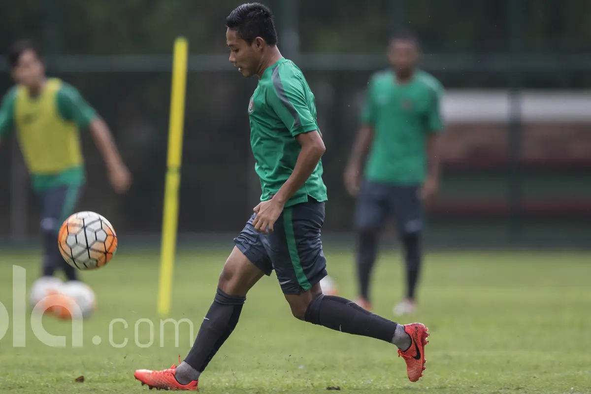 Evan Dimas