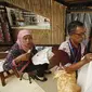 Pengrajin batik Lasem yang tampil di Indonesia Pavilion di sela pertemuan tahunan IMF- Bank Dunia. (dok. istimewa/Dinny Mutiah)