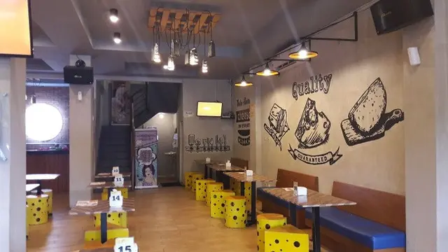Mozza Bistro
