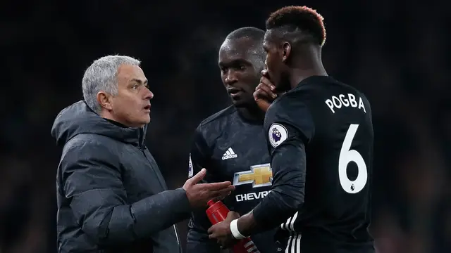 Manchester United Pecundangi Arsenal 3-1