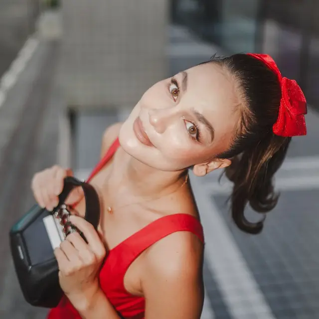 potret makeup Luna Maya berzodiak Virgo (instagram/lunamaya)