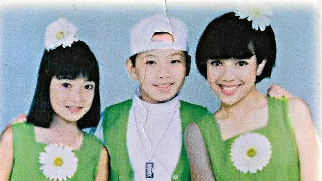 Ikut Senang Sahabat Hamil, Ini 6 Potret Lawas Persahabatan Leony dan Dea Ananda