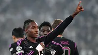 Mathys Tel didatangkan Bayern Munchen dari Stade Rennais pada awal musim 2022/2023 dengan nilai transfer 20 juta euro dan masih bertahan hingga kini. Ia total telah bermain dalam 69 laga di semua kompetisi bersama Bayern Munchen dengan torehan 16 gol dan 6 assist. Bersama Timnas Prancis, sayap kiri berusia 19 tahun ini belum menjalani debut di level senior. (AFP/Sergei Gapon)