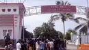 Citizen6, NTT: Para anggota De Colores ketika memasuki wilayah pintu perbatasan RI - Timor Leste. (Pengirim: Fransiskus Pongky Seran)