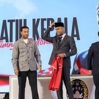 Mengingat Kembali Mewahnya Perkenalan Patrick Kluivert sebagai Pelatih Timnas Indonesia: Bakal Diulang PSSI?