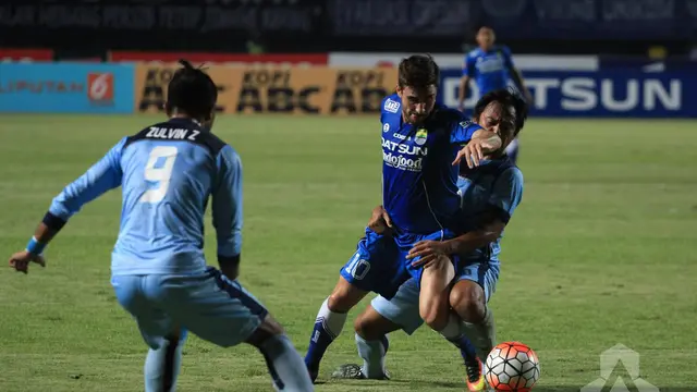 Persib vs Persela