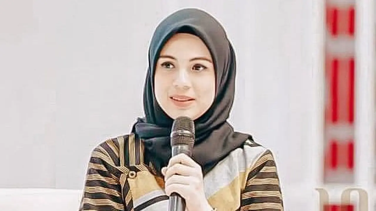 Nycta Gina
