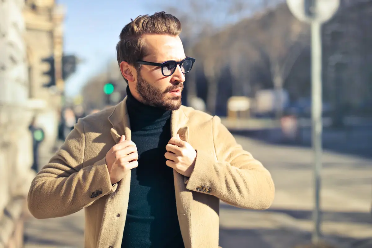 5 Cara Memilih Style Fashion Pria Sesuai Karakter, Bikin Penampilan Lebih Stylish