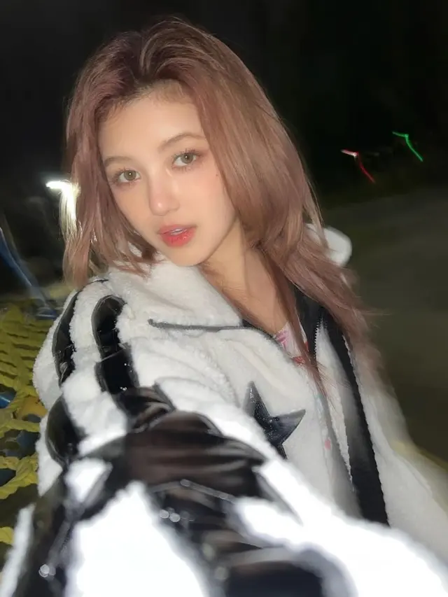 hairstyle danielle new jeans