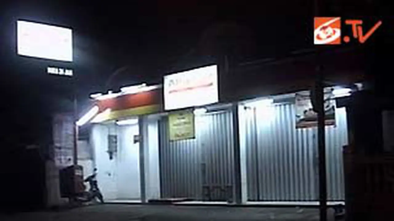120619aminimarket.jpg