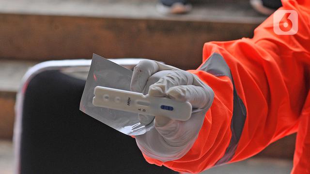 Tenaga Medis Kota Bekasi Jalani Rapid Test Covid-19