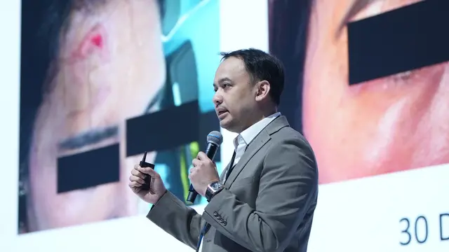 Dokter spesialis bedah plastik, rekonstruksi dan estetik, Danu Mahandaru.