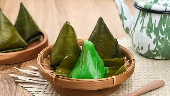 resep kue mendut daun pisang