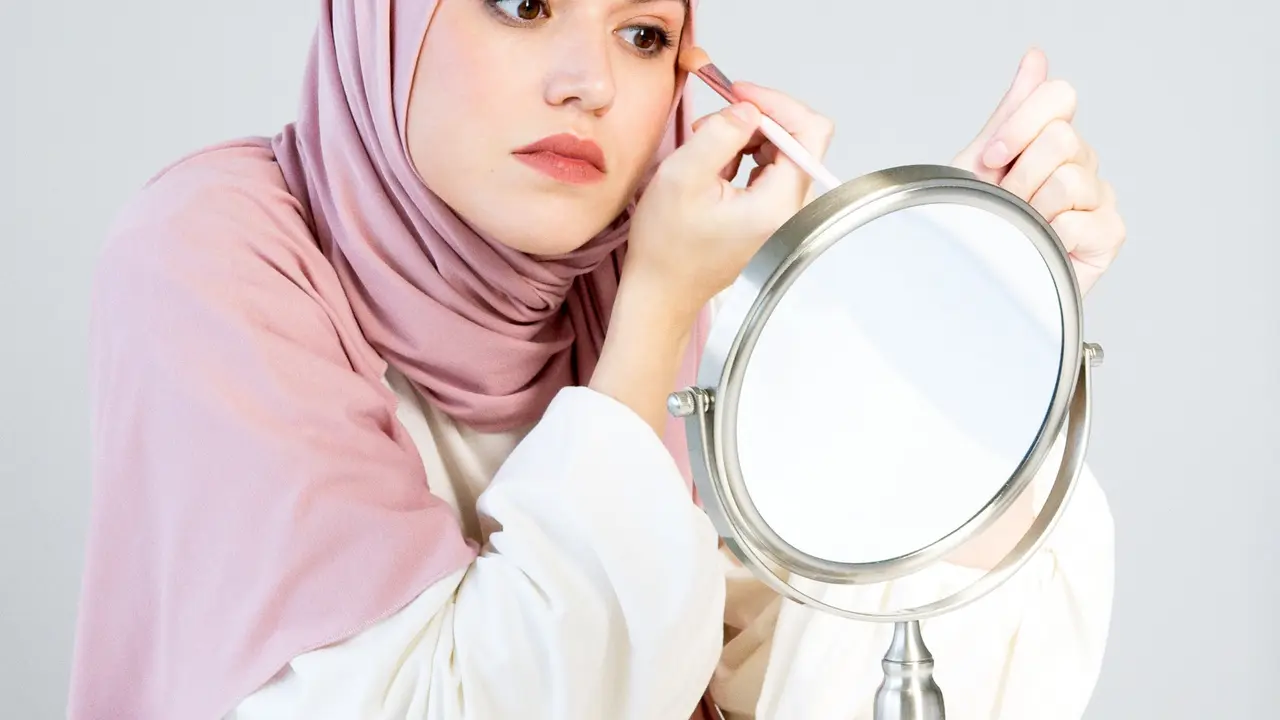4 Tips Makeup On Point saat Hari Raya Idul Adha 2022 ala MUA Ryan Ogilvy