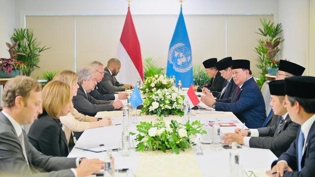 Presiden Prabowo Subianto melakukan pertemuan bilateral dengan Sekretaris Jenderal (Sekjen) Persatuan Bangsa-Bangsa (PBB), António Guterres, di Rio de Janeiro, Brasil, Minggu, 17 November 2024.