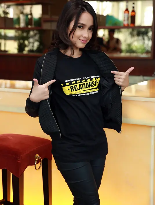 Ditemui di kawasan Epicentrum, Jakarta Selatan, Kamis (12/11/2015), Anjani mengungkap jika dirinya tidak ingin menjadi wanita PHP. Tidak hanya terhadap pacar, namun ia juga tak ingin PHP kepada keluarga dan teman. (Deki Prayoga/Bintang.com)