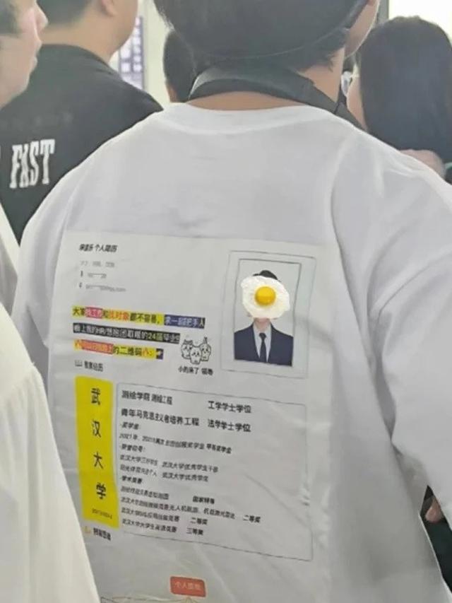 Aksi Pelamar Kerja Viral