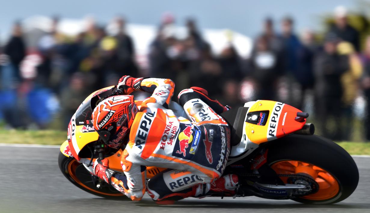 PHOTO Lewati Duel Sengit Marquez Juara MotoGP Australia Bola