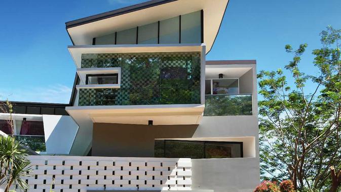 Arsitektur fasad rumah modern karya Wastu Cipta Parama. (dok. Wastu Cipta Parama/Arsitag.com)