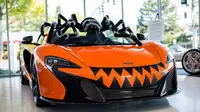 Menyambut Halloween, dealer McLaren di San Francisco, AS, mendandaniMcLaren 650S Spider dengan gaya seram.