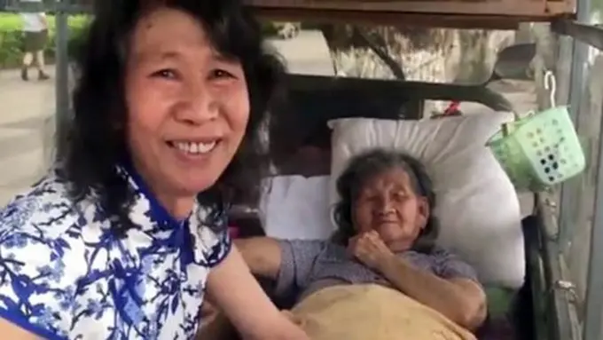 Anak penting berbakti pada orang tua/copyright shanghaiist.com