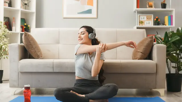 Tips Memilih Gerakan Cardio di Rumah [Dok/freepik.com]