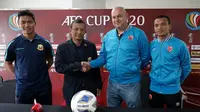 Sesi konferensi pers jelang duel PSM vs Shan United di Grup H Piala AFC 2020 (25/2/2020). (Bola.com/Abdi Satria)