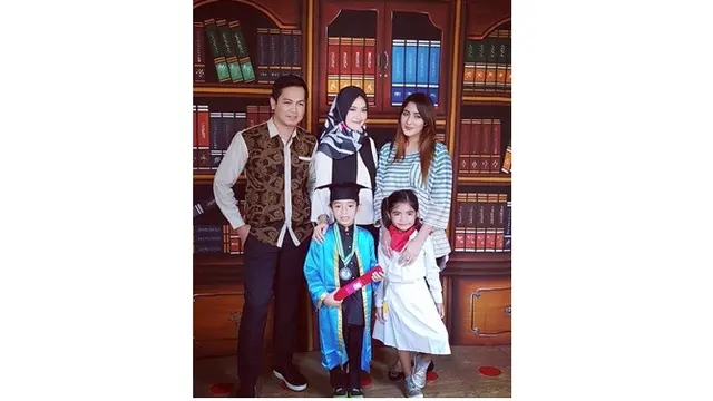 6 Momen Kebersamaan Tommy Kurniawan dan Tania, Tetap Rukun Meski Sudah Bercerai