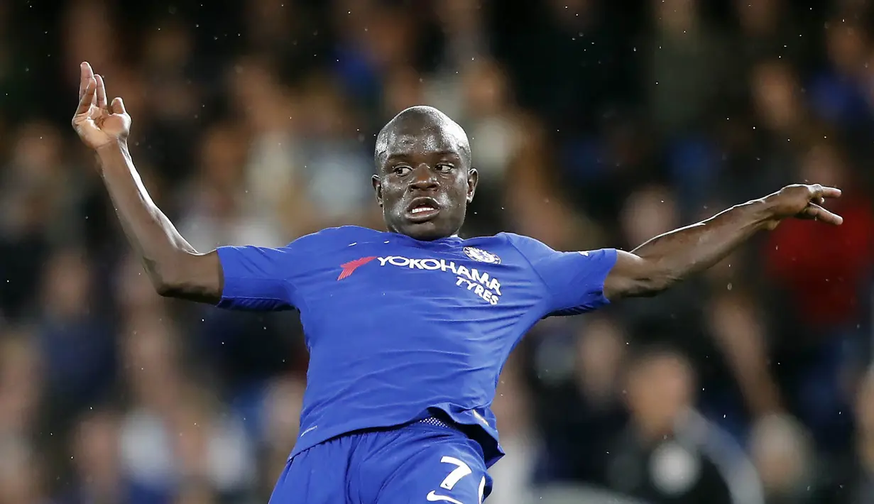 5. N'golo Kante (Prancis) - Chelsea. (AP/Frank Augstein)