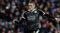 Video highlights gol penalty Jamie Vardy membuat Arsenal tertinggal 0-1 dari Leicester City pada Minggu (14/02/2016).