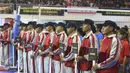 Para peserta saat mengikuti upacara pembukaan Danjen Kopassus-BNI Open Volleyball Tournament di Gedung Nanggala Markas Kopassus, Cijantung, Jakarta (2/4). Turnamen ini akan digelar pada 2 hingga 7 April mendatang. (Liputan6.com/Helmi Afandi)