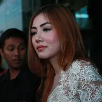 Menjadi pasangan yang sama-sama sibuk, Bella Shofie mengaku tidak masalah. (Deki Prayoga/Bintang.com)