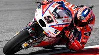 Pembalap Pramac Racing, Danilo Petrucci melakukan banyak upaya agar tampil kompetitif di MotoGP 2018. (Mohd RASFAN / AFP)