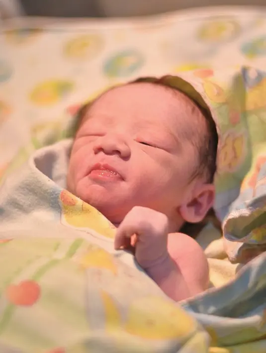 (Instagram/zeezeeshahab)