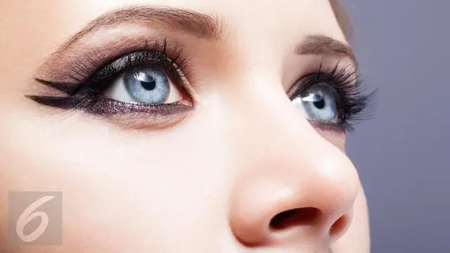 Kiat Pakai Eyeliner Sesuai Bentuk Mata