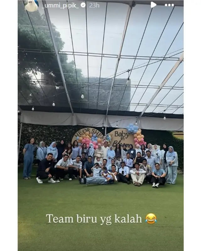 8 Potret gender reveal anak pertama Adiba Khanza dan Egy Maulana, Umi Pipik bakal punya cucu perempuan