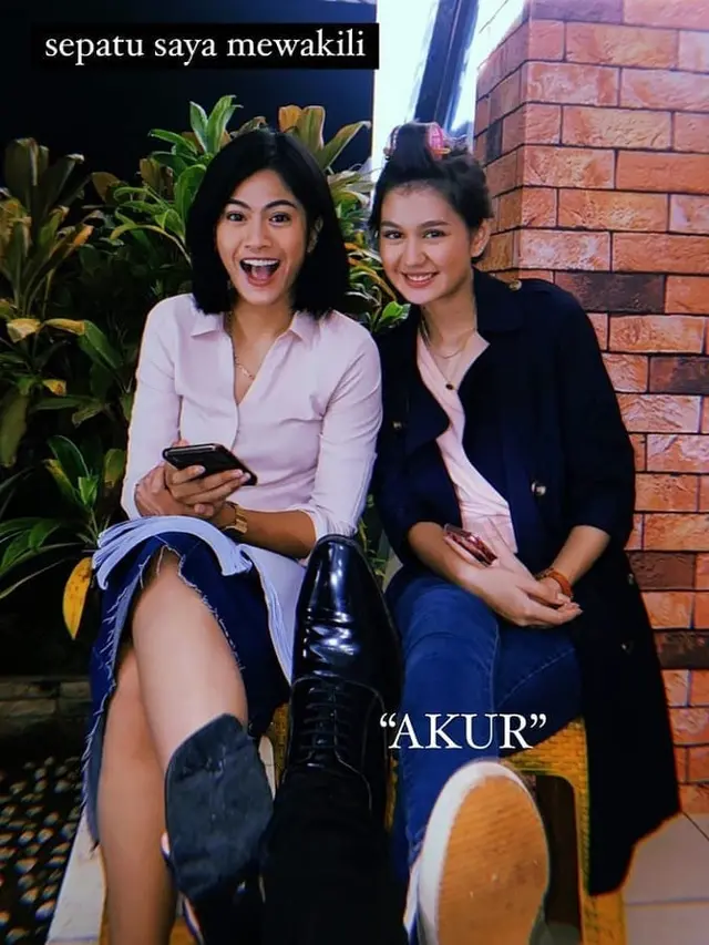 Bersaing di Sinetron, Ini 6 Potret Akrab Zoe Jackson dan Hana Saraswati