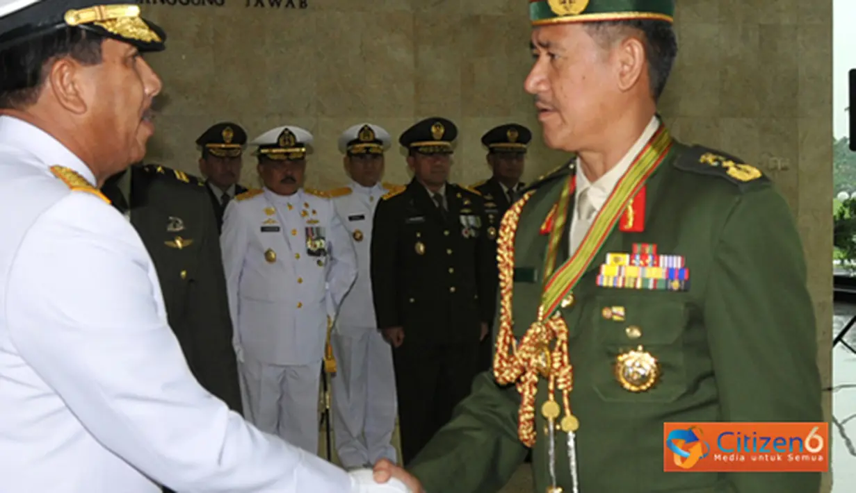 Citizen6, Cilangkap: Kunjungan ini sekaligus sebagai penyematan  Bintang Kartika Eka Pakci Utama kepada Panglima Tentera Darat Diraja Brunei Brigjen Dato Haji Yussof Bin Haji Abdul Rahman di Mabes TNI, Cilangkap, Jaktim. (Pengirim: Badarudin Bakri)