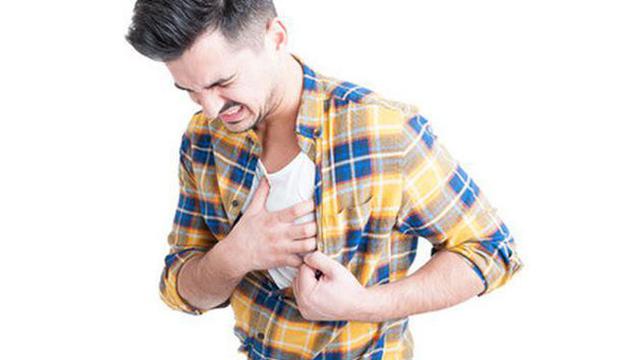 Nikmatnya Merokok Picu Serangan Jantung Koroner