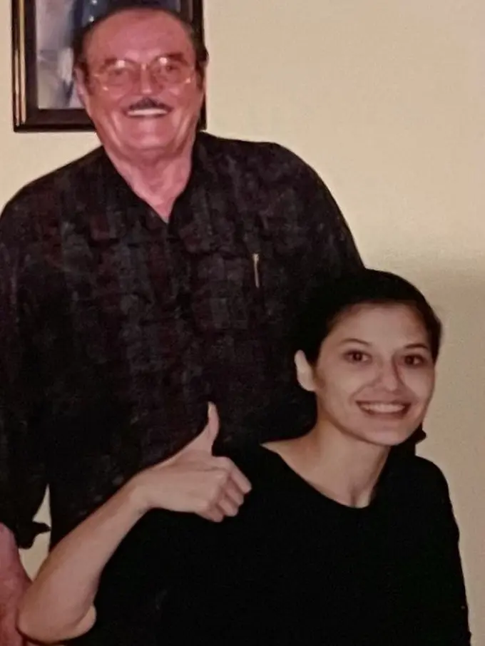 Potret Kebersamaan Tamara Bleszynski dengan Mendiang Ayah, Kecantikan Masa Mudanya Curi Perhatian