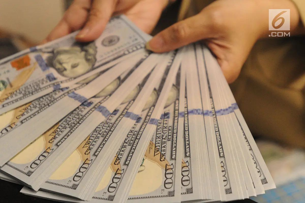 Rupiah Tembus 14.600 per Dolar AS