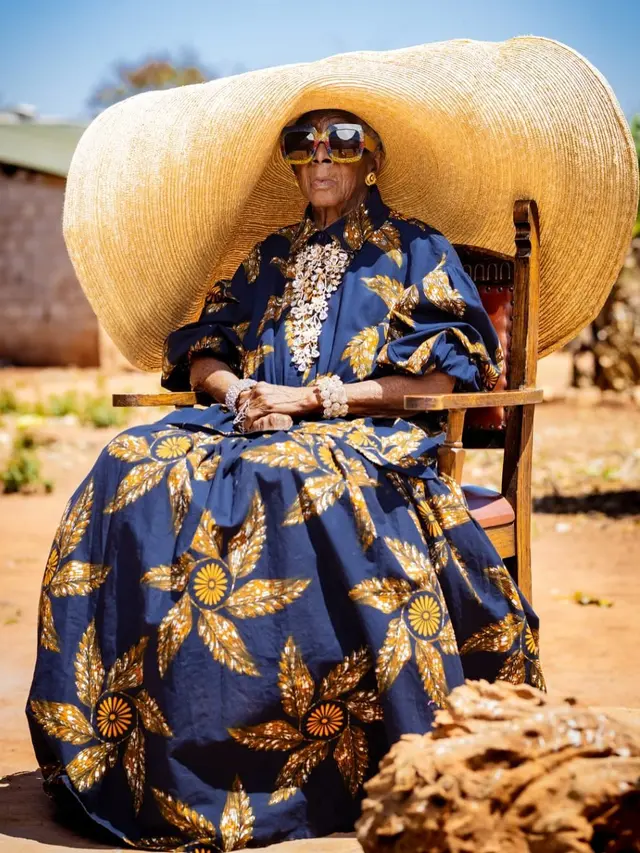 Nenek 80 Tahun Jadi Model Fashion Ini Curi Perhatian, Viral dalam 10 Menit