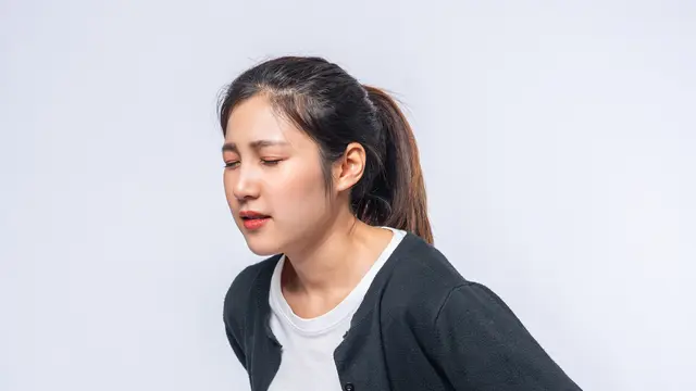 ilustrasi penderita asam lambung