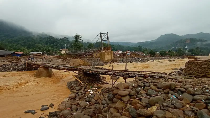 Banjir Bandang Lebak