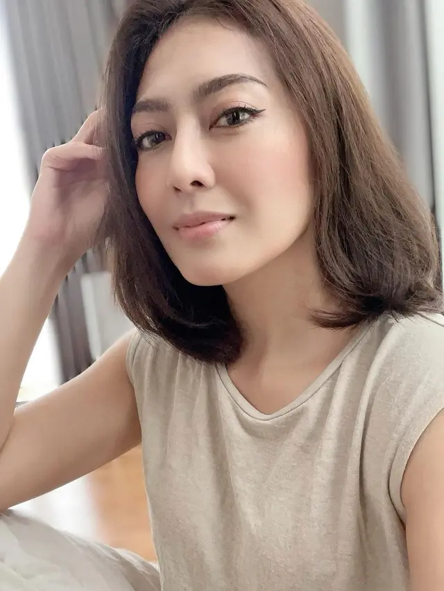 6 Potret Terbaru Yenny AFI, Kini Sudah Punya Dua Anak dan Tinggal di Bali
