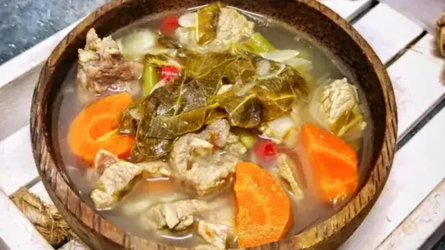 Resep asem-asem daging daun kedondong khas Bojonegorog. (dok. Cookpad @RachmaNita)