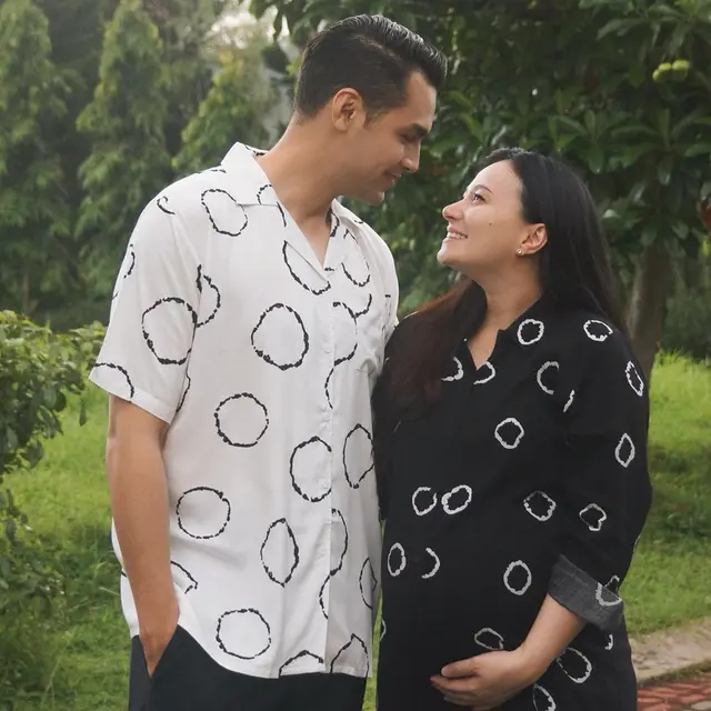 Jadi Suami Siaga, Ini Potret 7 Selebriti Pria Temani Sang Istri saat Hamil