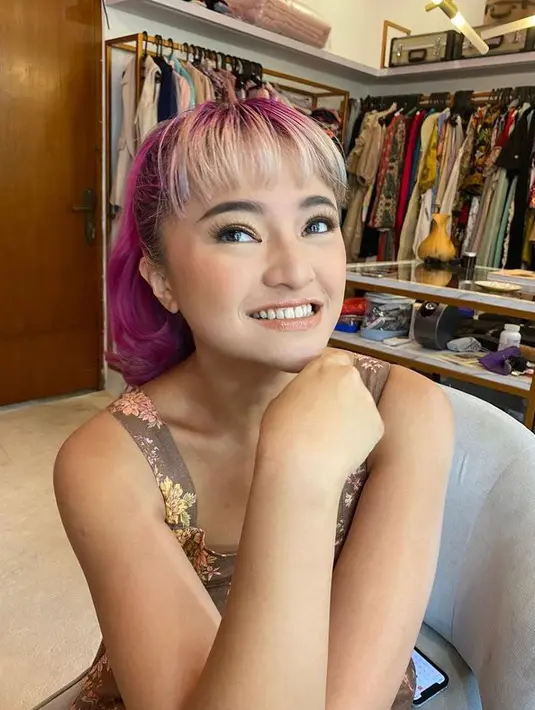 Sebelumnya, perubahan fisiknya yang kian berisi merupakan salah satu dampak dari pengobatan yang sempat dijalaninya. (instagram.com/marshanda99)